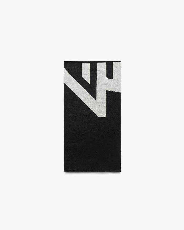 247_DNA_Towel_-_Jet_Black_02.jpg