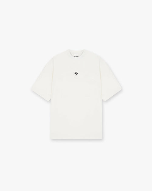 247_Oversized_T-Shirt_-_Flat_White_01.jpg