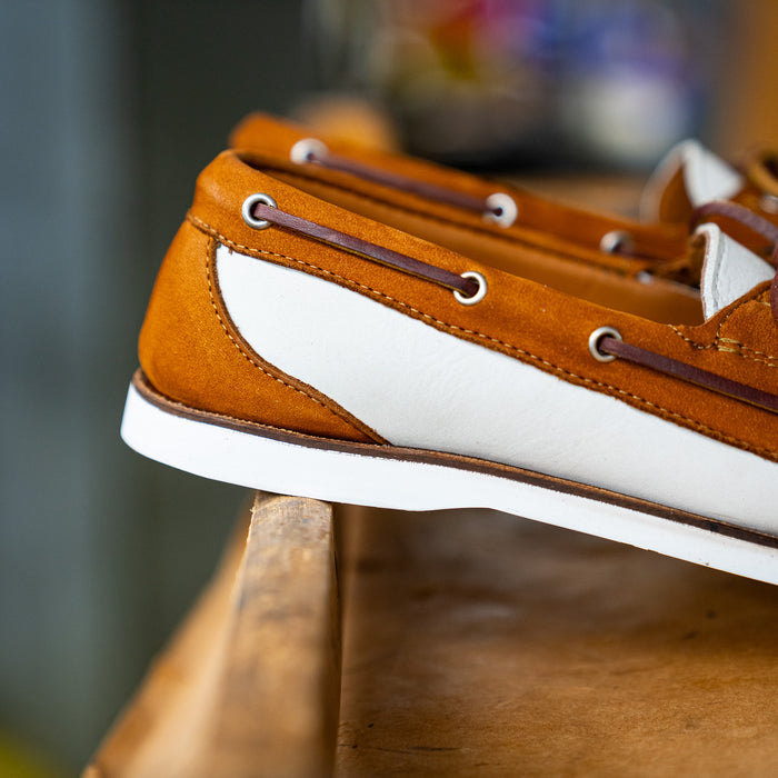 Boothbay Boat Shoe - Parchment Cotswold/Chestnut Vienna