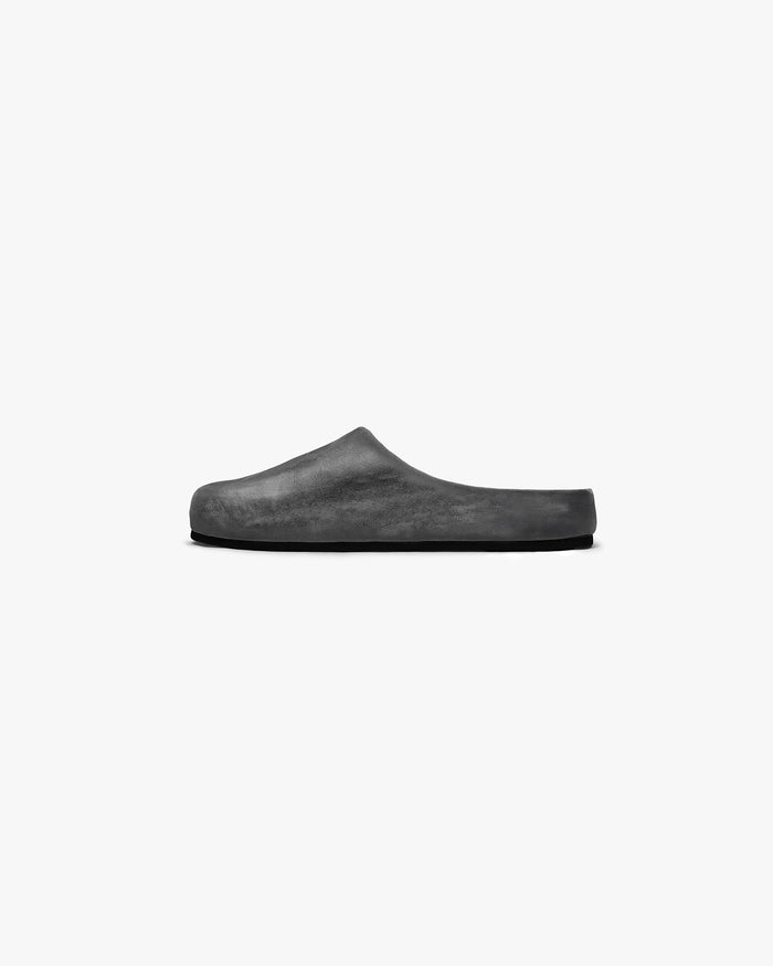 Distressed_Mule_-_Off_Black_03.jpg
