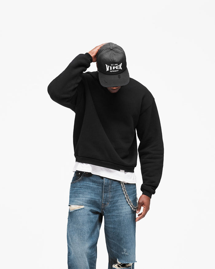 GH_Shrunken_Sweatshirt_-_Jet_Black_05.jpg