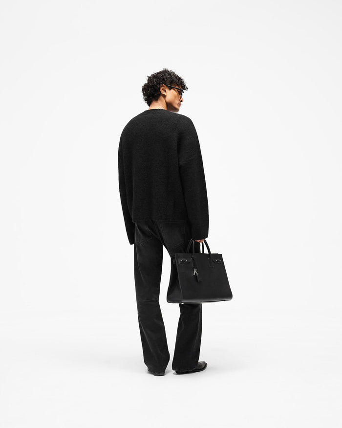 Logo_Knit_Sweater_-_Jet_Black_07.jpg