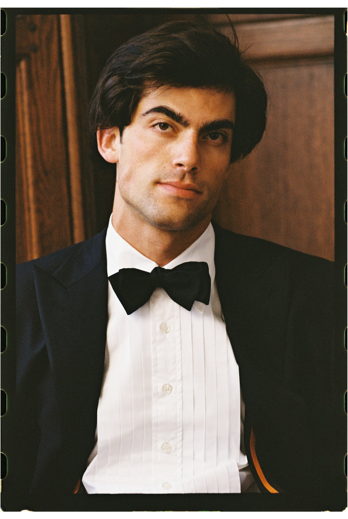Made-in-Canada Pleated Front Straight Collar Formal Shirt