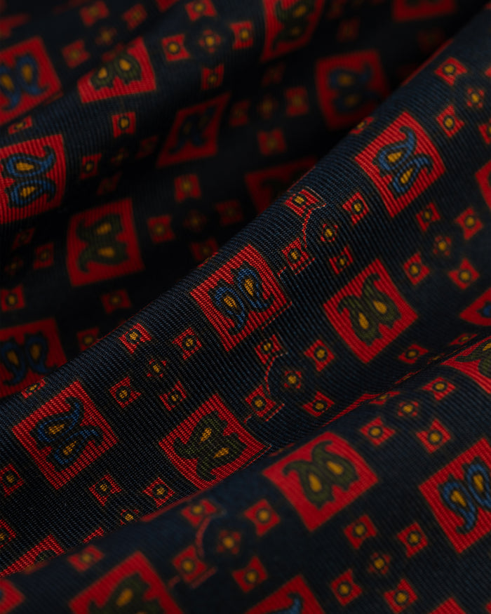 Made-in-England Navy Printed Diamonds Silk Pocket Square