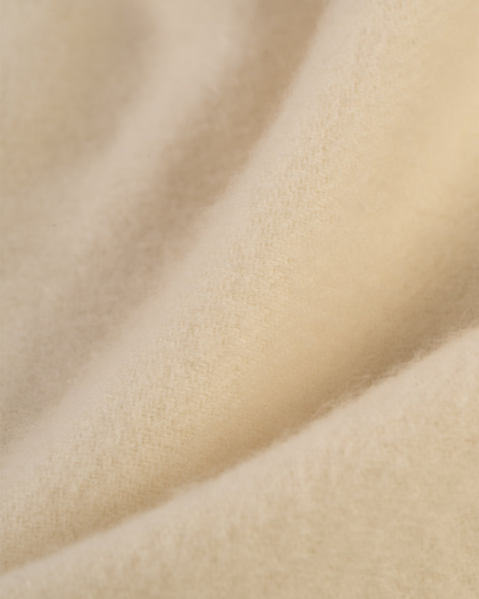 Made-in-England White Cashmere Muffler