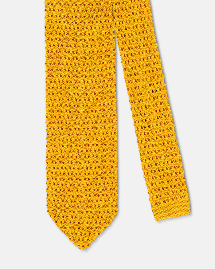 Made-in-Italy Gold Pointed End Silk Knit Tie