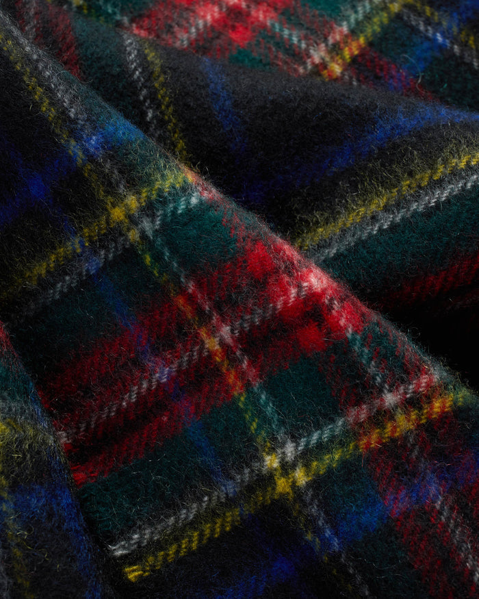 Made-in-Scotland Black Stewart Tartan Cashmere Muffler