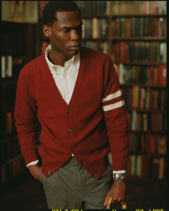 Made-in-Scotland Crimson Shaggy Dog University Cardigan