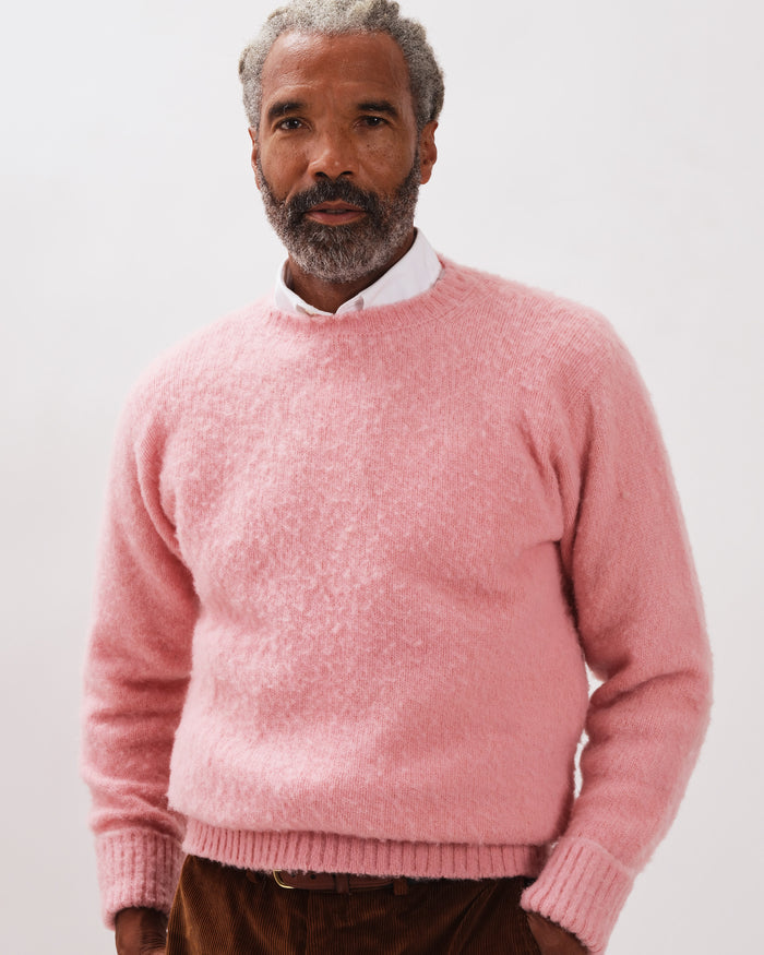 Made-in-Scotland Pink Shaggy Dog Sweater - Classic Fit