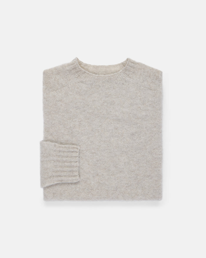 Made-in-Scotland Women's Light Grey Shaggy Dog Sweater