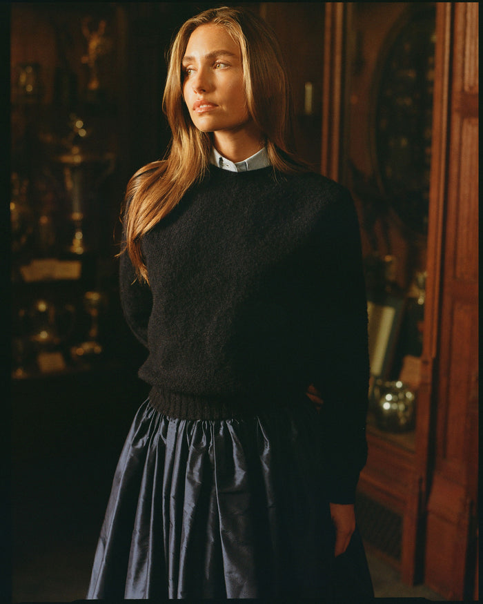 Made-in-Scotland Women's Navy Shaggy Dog Sweater