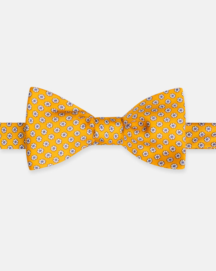 Made-in-UK Gold Printed Foulard Silk Bow Tie