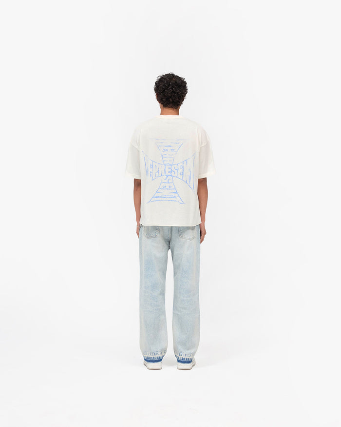 MH_T-Shirt_-_Flat_White_08.jpg