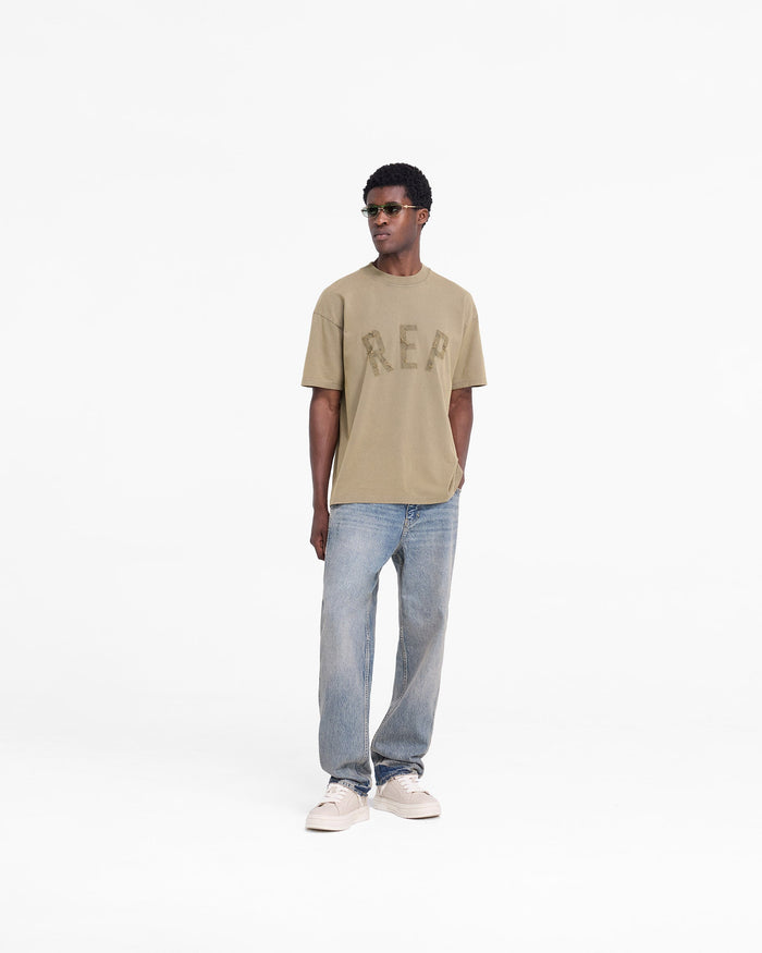 Rep Applique T-Shirt - Fawn