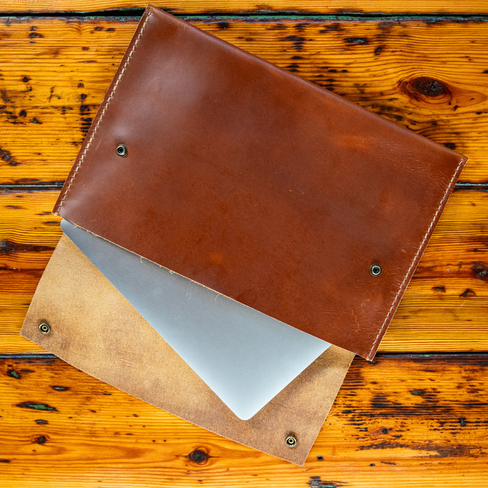 Saddleback Case